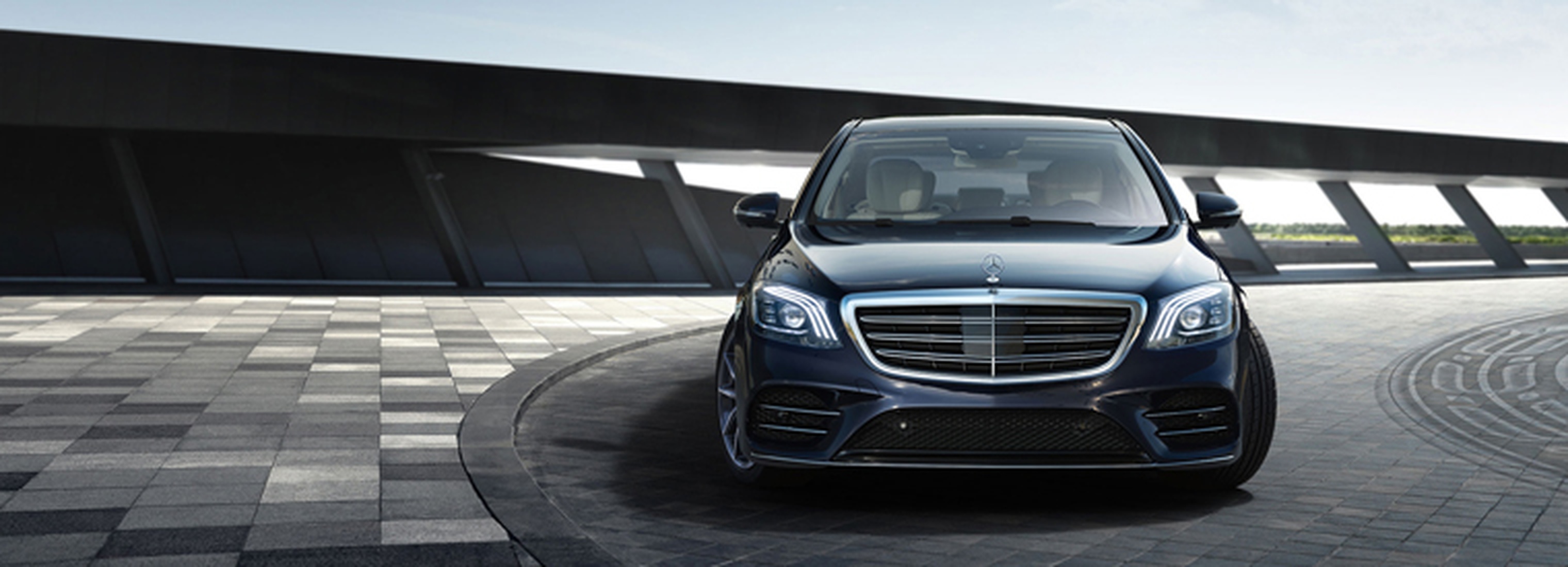Luxury chauffeur vehicle
